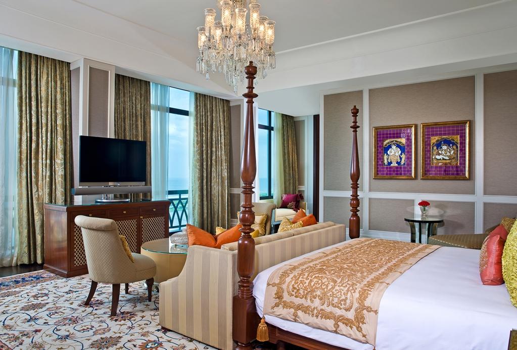 The Leela Palace Τσενάι Δωμάτιο φωτογραφία A suite at the Taj Mahal Palace