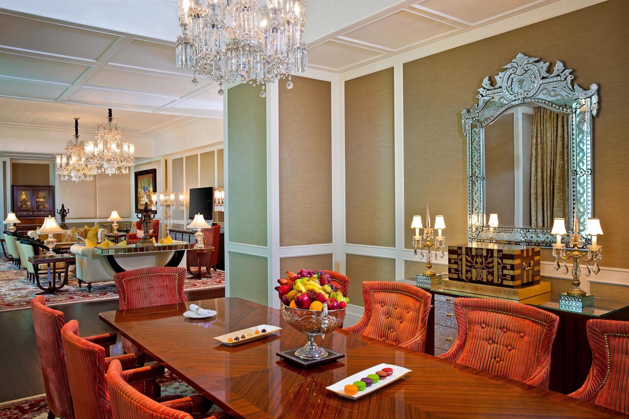 The Leela Palace Τσενάι Εξωτερικό φωτογραφία The Imperial Suite